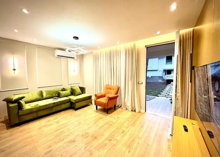 Next To Melia-premium Zone, Private Garden - Sanpietro Apartament *