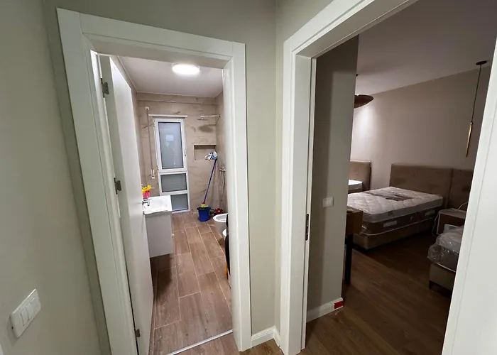 Next To Melia-premium Zone, Private Garden - Sanpietro Apartament *