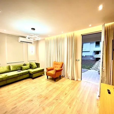 Next To Melia-premium Zone, Private Garden - Sanpietro Apartman *
