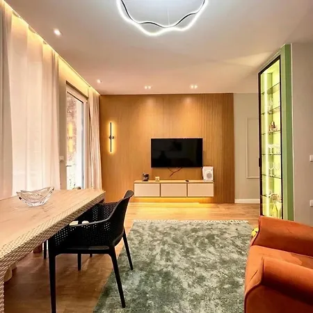 Apartment Next To Melia-premium Zone, Private Garden - Sanpietro