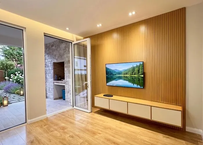 Next To Melia-premium Zone, Private Garden - Sanpietro Apartment Draci